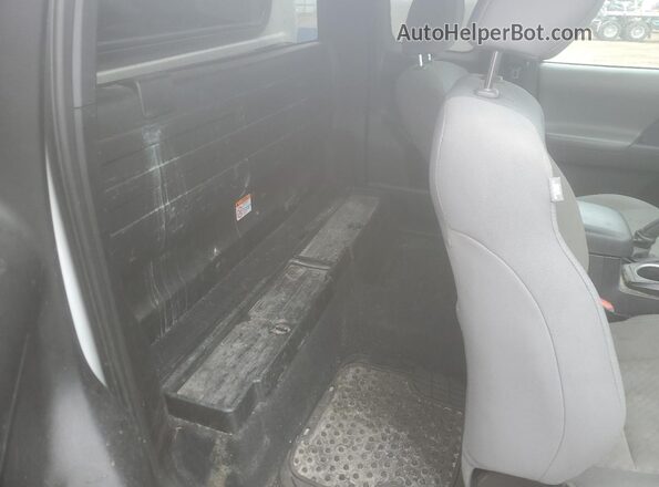 3TYRX5GN7MT016978 2021 TOYOTA TACOMA White Widok tylnych siedzeń