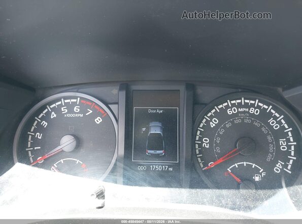 3TYRZ5CN5NT020593 2022 TOYOTA TACOMA White Հետևի նստատեղերի տեսք