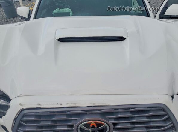 3TYRZ5CN5NT020657 2022 TOYOTA TACOMA White უკანა სალონის ხედი
