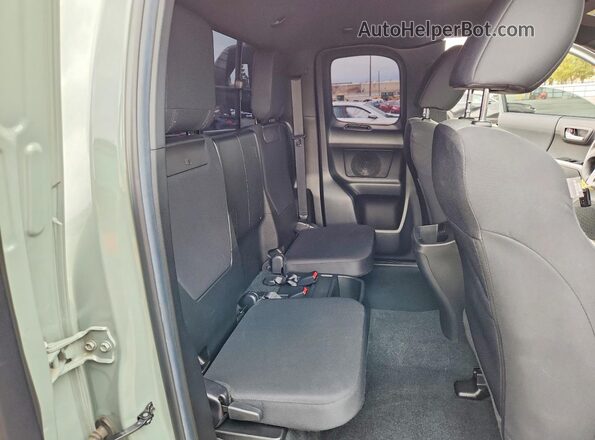 3TYRZ5CNXPT024464 2023 TOYOTA TACOMA Gray Widok tylnych siedzeń