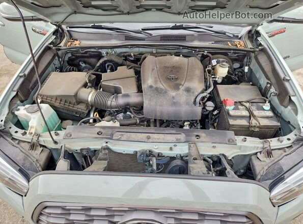 3TYRZ5CNXPT024464 2023 TOYOTA TACOMA Gray Widok wnętrza z tyłu