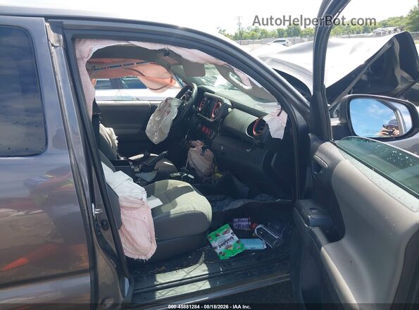 3TYSX5EN0MT009942 2021 TOYOTA TACOMA Серый Вид салона спереди