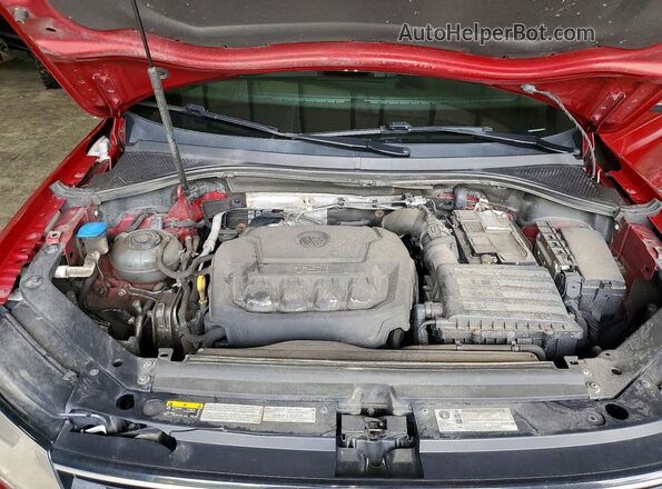 3VV0B7AX0JM108231 2018 VOLKSWAGEN TIGUAN Burgundy Вид підкапотного простору