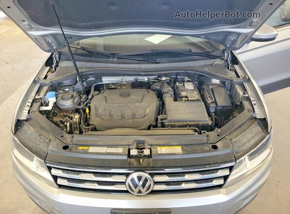 3VV0B7AX0LM148862 2020 VOLKSWAGEN TIGUAN Silver ძრავის განყოფილების ხედი