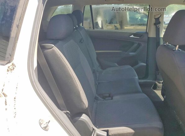 3VV0B7AX2LM088972 2020 VOLKSWAGEN TIGUAN White Вид задньої частини салону