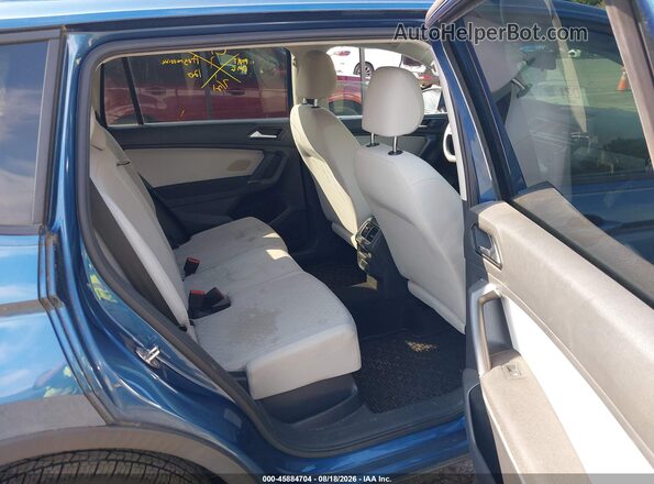 3VV0B7AX4JM123394 2018 VOLKSWAGEN TIGUAN Blue Vista de la etiqueta del VIN