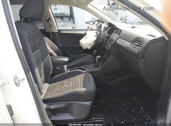 3VV0B7AX5NM153090 2022 VOLKSWAGEN TIGUAN White Widok wnętrza z przodu