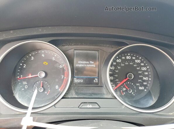 3VV0B7AX6JM055020 2018 VOLKSWAGEN TIGUAN Gray Widok zestawu wskaźników
