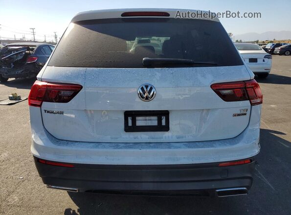 3VV0B7AX6JM116320 2018 VOLKSWAGEN TIGUAN White Widok z tyłu