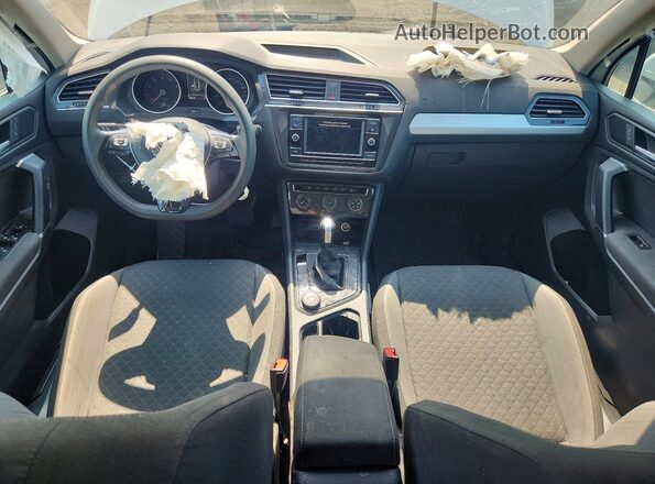 3VV0B7AX6LM110021 2020 VOLKSWAGEN TIGUAN White Առջևի վահանակի տեսք