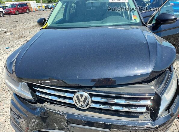 3VV0B7AX7LM083556 2020 VOLKSWAGEN TIGUAN Black Rear interior view