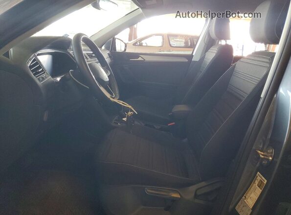 3VV0B7AX8NM017794 2022 VOLKSWAGEN TIGUAN Gray Vista interior delantera