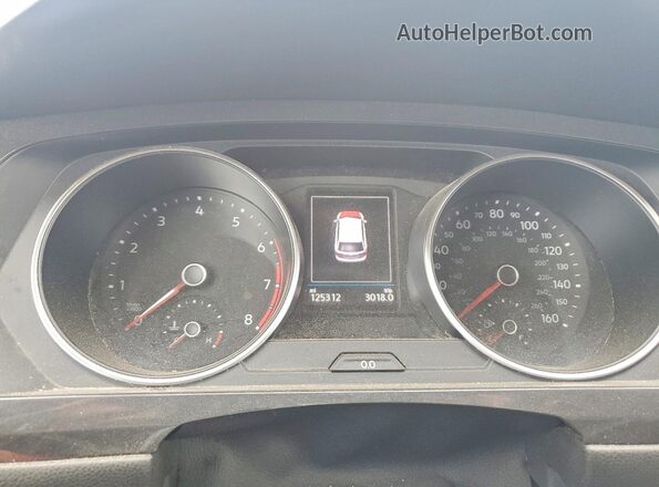3VV0B7AX9JM014543 2018 VOLKSWAGEN TIGUAN Teal Widok zestawu wskaźników