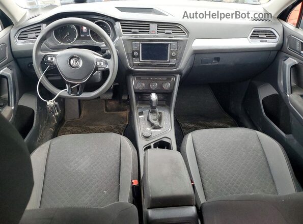 3VV0B7AX9JM014543 2018 VOLKSWAGEN TIGUAN Teal Widok deski rozdzielczej
