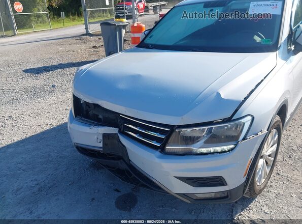 3VV0B7AX9JM018446 2018 VOLKSWAGEN TIGUAN Серебряный Вид спереди
