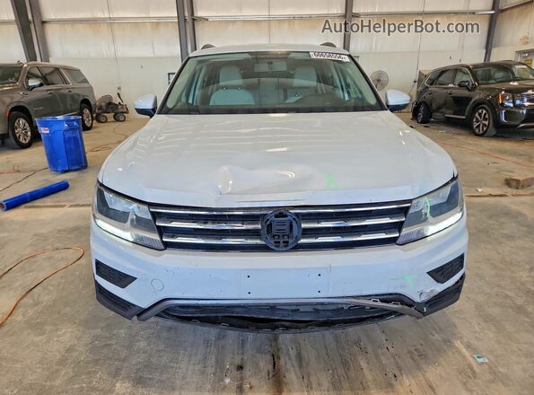 3VV0B7AX9JM081126 2018 VOLKSWAGEN TIGUAN Silver Vista frontal