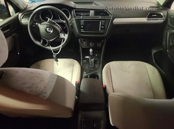 3VV1B7AX0JM059116 2018 VOLKSWAGEN TIGUAN Blue Вид панелі приладів