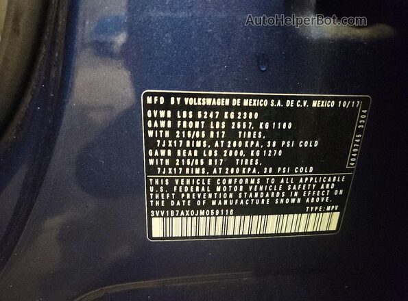 3VV1B7AX0JM059116 2018 VOLKSWAGEN TIGUAN Blue Вид підкапотного простору