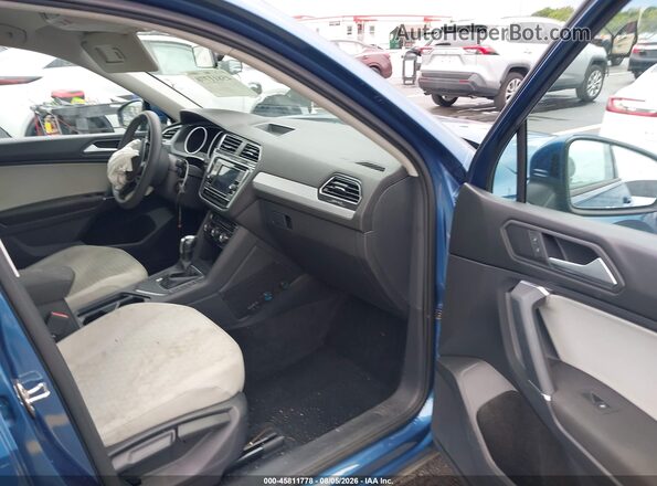 3VV1B7AX0LM125098 2020 VOLKSWAGEN TIGUAN Blue Front interior view