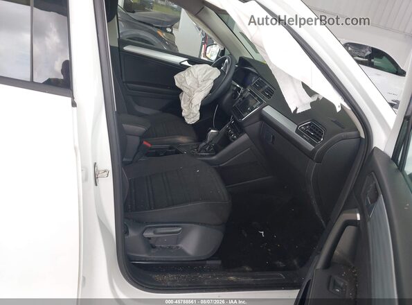 3VV1B7AX0NM043570 2022 VOLKSWAGEN TIGUAN White Vista interior delantera