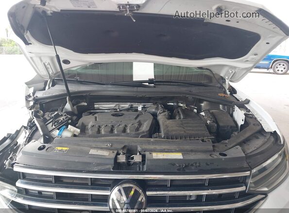 3VV1B7AX0NM043570 2022 VOLKSWAGEN TIGUAN White Vista trasera