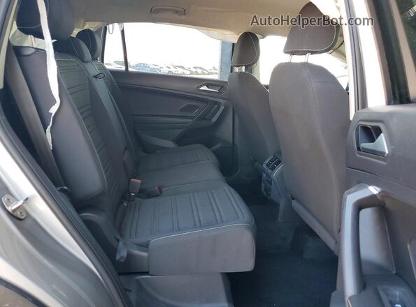 3VV1B7AX0NM058019 2022 VOLKSWAGEN TIGUAN Silver უკანა სალონის ხედი