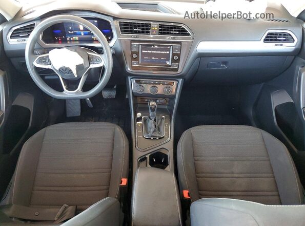3VV1B7AX0NM058019 2022 VOLKSWAGEN TIGUAN Silver წინა პანელის ხედი