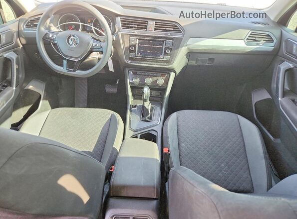3VV1B7AX1JM190104 2018 VOLKSWAGEN TIGUAN Black Вид панелі приладів