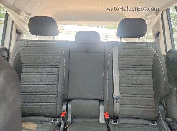 3VV1B7AX1NM000338 2022 VOLKSWAGEN TIGUAN White Вид задніх сидінь