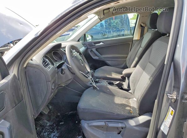 3VV1B7AX2JM074054 2018 VOLKSWAGEN TIGUAN Gray წინა სალონის ხედი