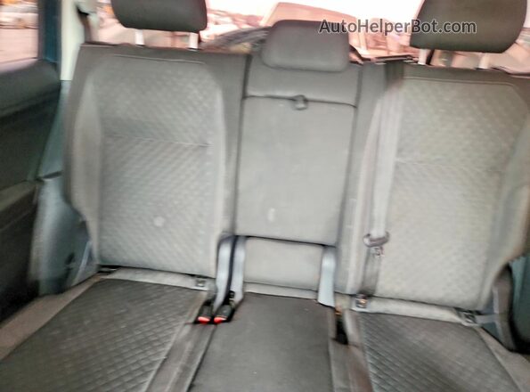 3VV1B7AX2JM116240 2018 VOLKSWAGEN TIGUAN Green Vista de los asientos traseros