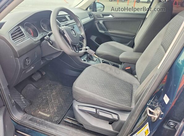 3VV1B7AX2JM116240 2018 VOLKSWAGEN TIGUAN Green Vista interior delantera