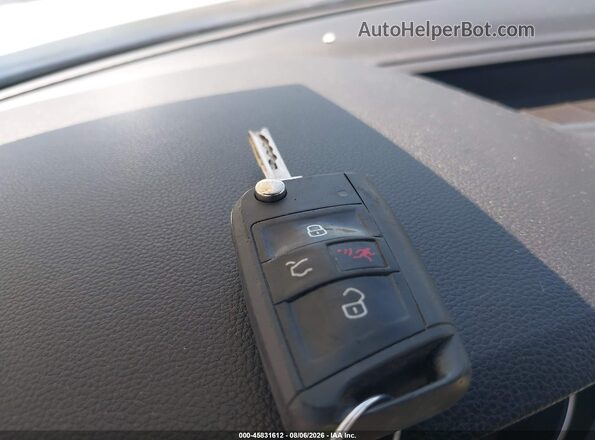 3VV1B7AX2KM133900 2019 VOLKSWAGEN TIGUAN White Widok deski rozdzielczej