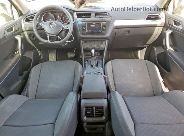 3VV1B7AX2LM053594 2020 VOLKSWAGEN TIGUAN Серый Вид панели приборов