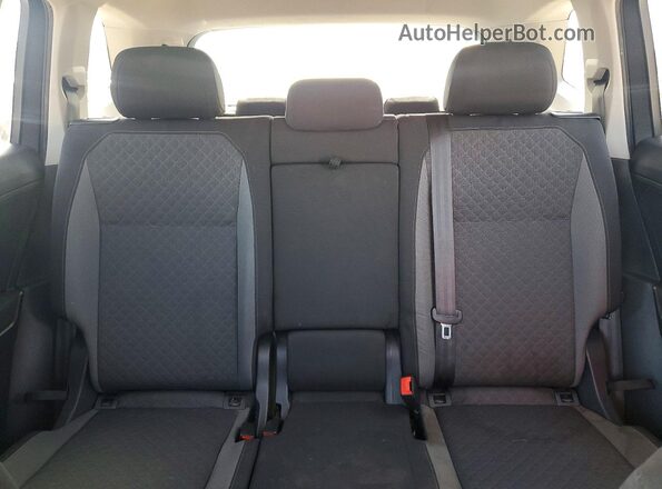 3VV1B7AX2LM053594 2020 VOLKSWAGEN TIGUAN Серый Вид задних сидений