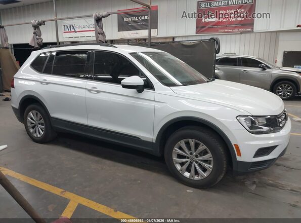 3VV1B7AX2LM128391 2020 VOLKSWAGEN TIGUAN White Rear interior view