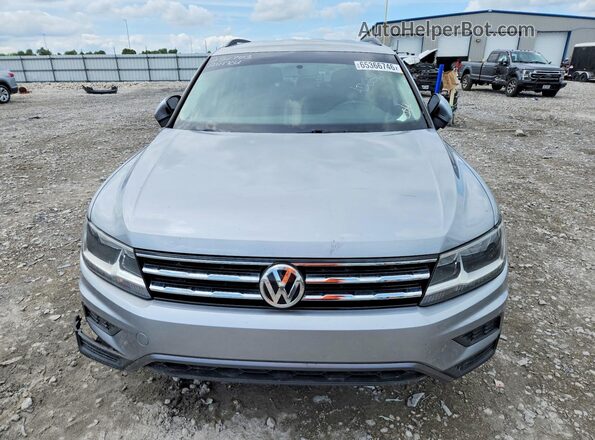 3VV1B7AX2LM156871 2020 VOLKSWAGEN TIGUAN Серебряный Вид спереди