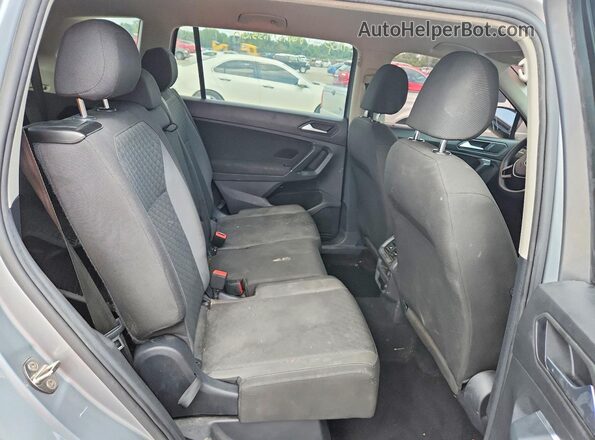 3VV1B7AX2LM156871 2020 VOLKSWAGEN TIGUAN Серебряный Вид задних сидений
