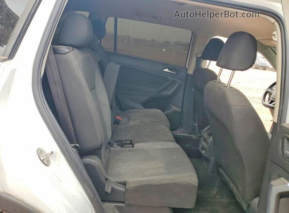 3VV1B7AX3KM183415 2019 VOLKSWAGEN TIGUAN White Вид задньої частини салону