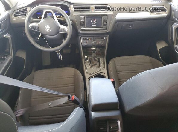 3VV1B7AX3NM153013 2022 VOLKSWAGEN TIGUAN Gray Dashboard view
