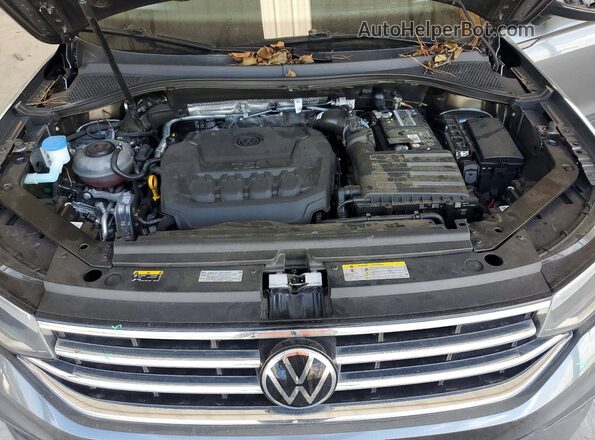 3VV1B7AX3NM153013 2022 VOLKSWAGEN TIGUAN Gray Rear interior view