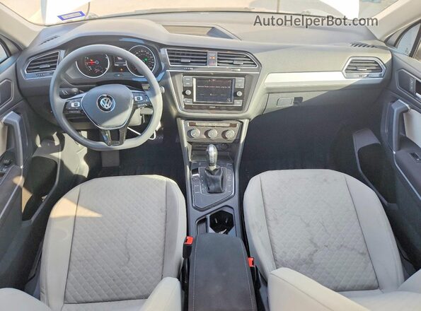 3VV1B7AX5LM112606 2020 VOLKSWAGEN TIGUAN Белый Вид панели приборов