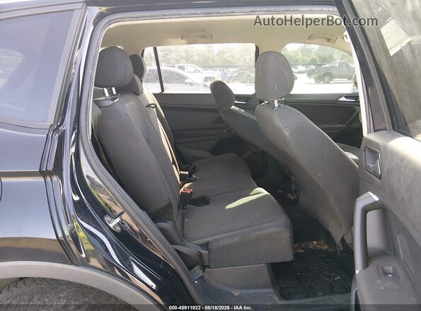 3VV1B7AX6JM067849 2018 VOLKSWAGEN TIGUAN Black VIN კოდის სტიკერის ხედი