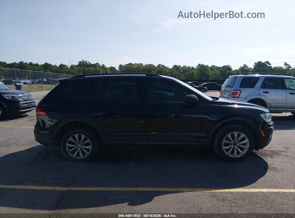 3VV1B7AX6JM067849 2018 VOLKSWAGEN TIGUAN Black უკანა სალონის ხედი