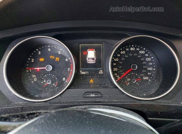 3VV1B7AX6JM115849 2018 VOLKSWAGEN TIGUAN White Widok zestawu wskaźników