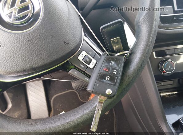 3VV1B7AX6KM059395 2019 VOLKSWAGEN TIGUAN Black Dashboard view