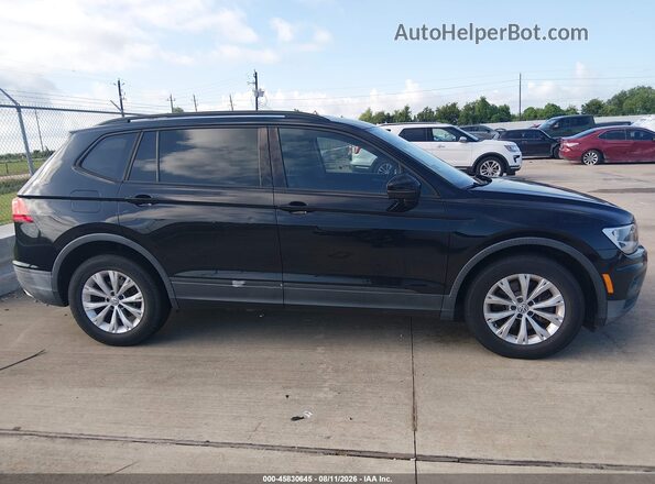 3VV1B7AX6KM059395 2019 VOLKSWAGEN TIGUAN Black Rear interior view