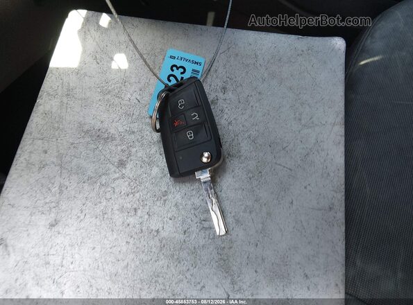 3VV1B7AX6KM098889 2019 VOLKSWAGEN TIGUAN Серый Вид панели приборов