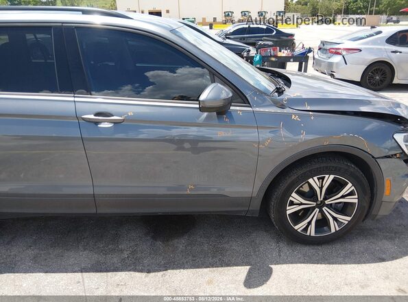 3VV1B7AX6KM098889 2019 VOLKSWAGEN TIGUAN Серый 