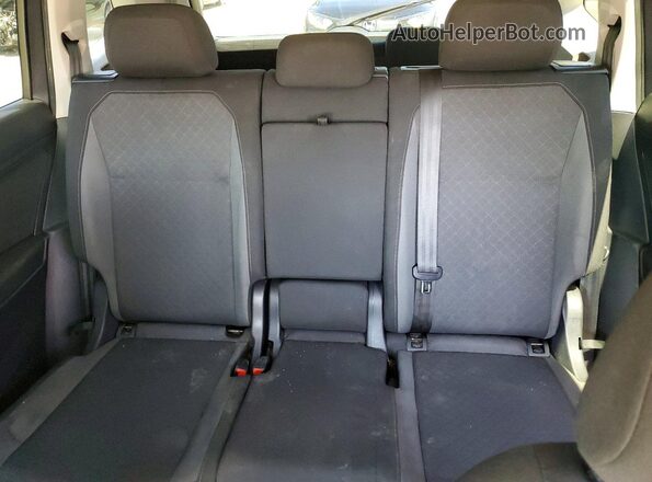 3VV1B7AX6LM112078 2020 VOLKSWAGEN TIGUAN Charcoal Հետևի նստատեղերի տեսք